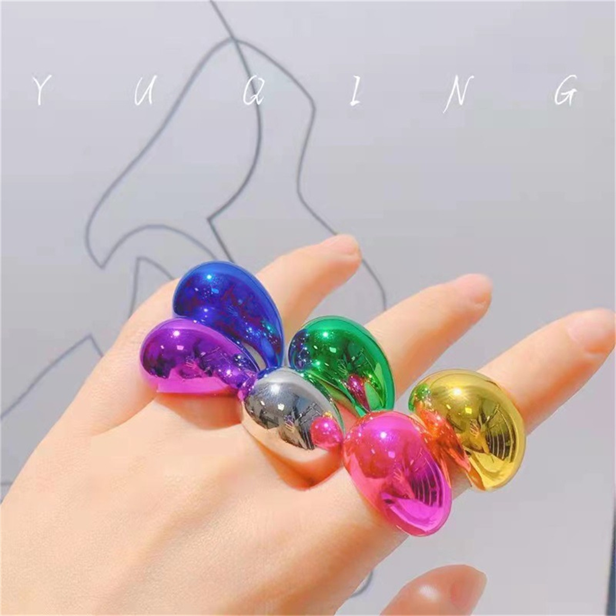 Street Fashion Blog - Bague Unique en acrylique pour femmes,