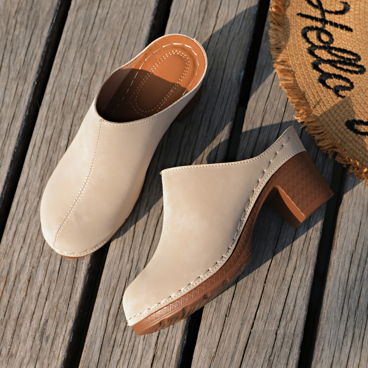 Sandales matelassées pour femm - Street Fashion Events avis et prix